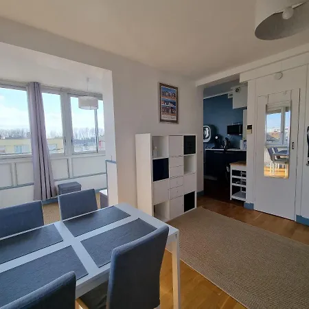 Апартаменты Malouin - Sur La Digue De Les Bains Avec Vue Sur Мало-ле-Бен