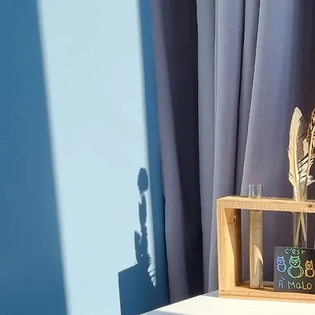 Апартаменты Malouin - Sur La Digue De Les Bains Avec Vue Sur Мало-ле-Бен